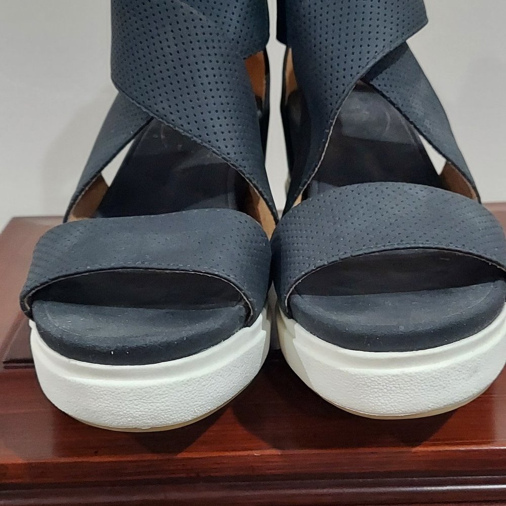 NWOT Dr Scholl's Ankle Wrap Sandal 9.5